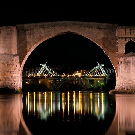 Home Las Burgas D&C Ourense Eksteriør billede